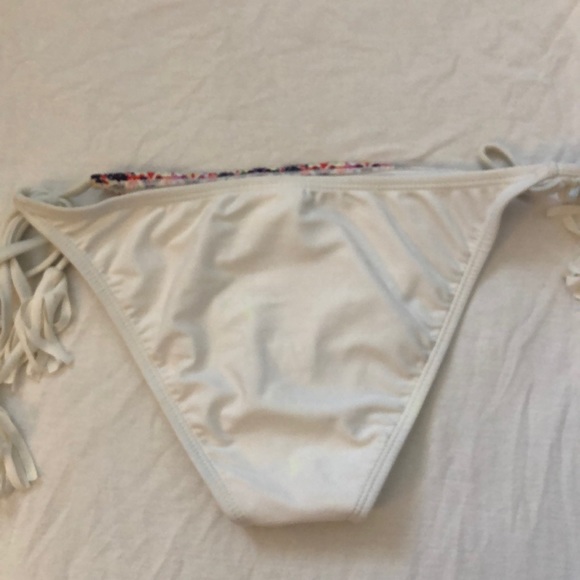 ROXY swim bottoms - Picture 2 of 3